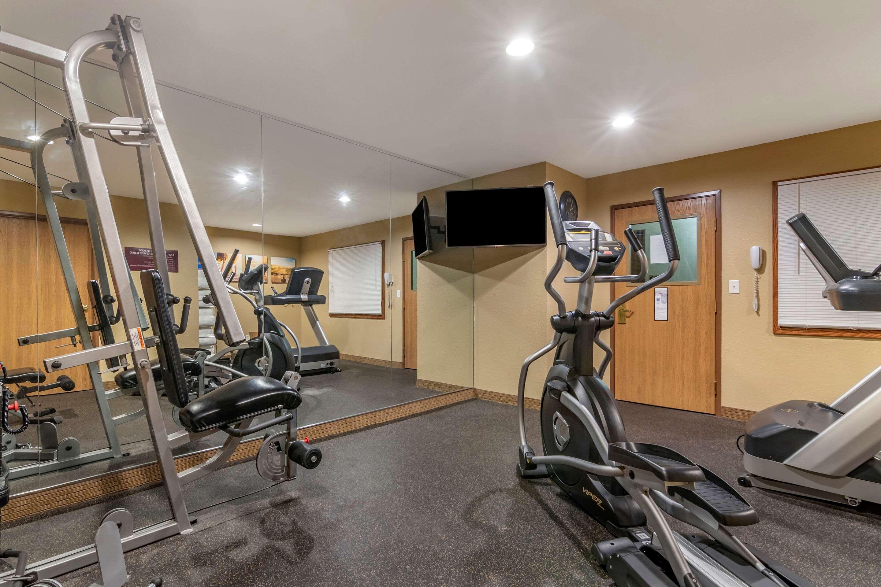 Comfort Inn Warrensburg Station Екстериор снимка